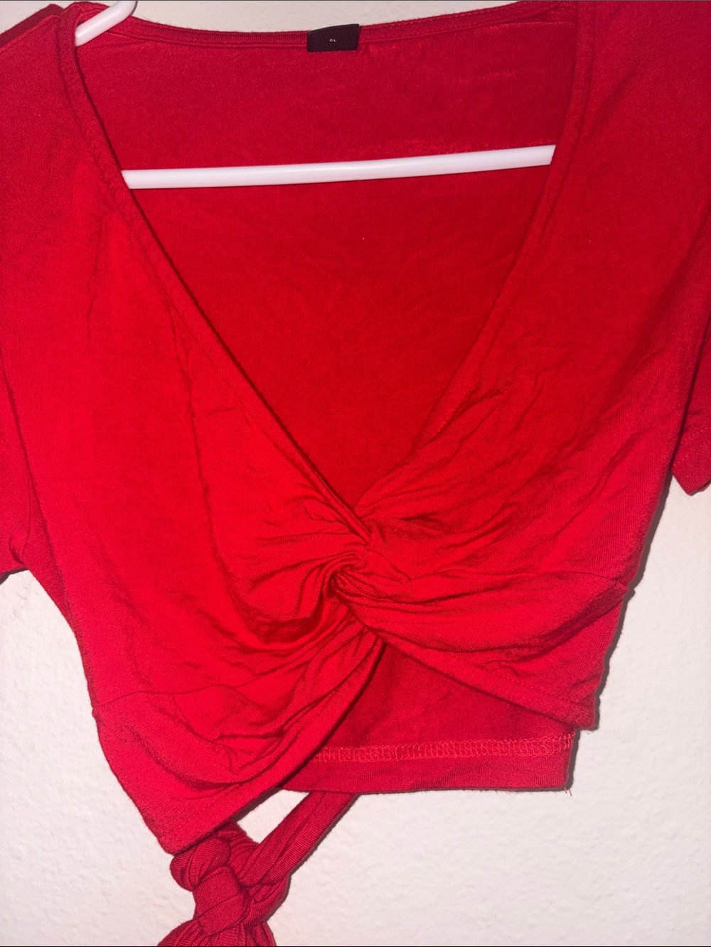 Red ruched Crop top- Tie back - Picture 2 of 3
